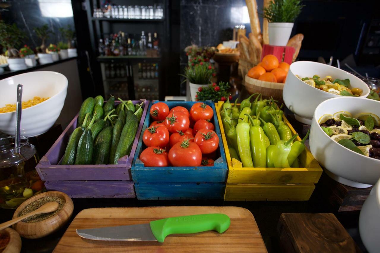 Готель Ibis Styles Istanbul Bomonti Екстер'єр фото