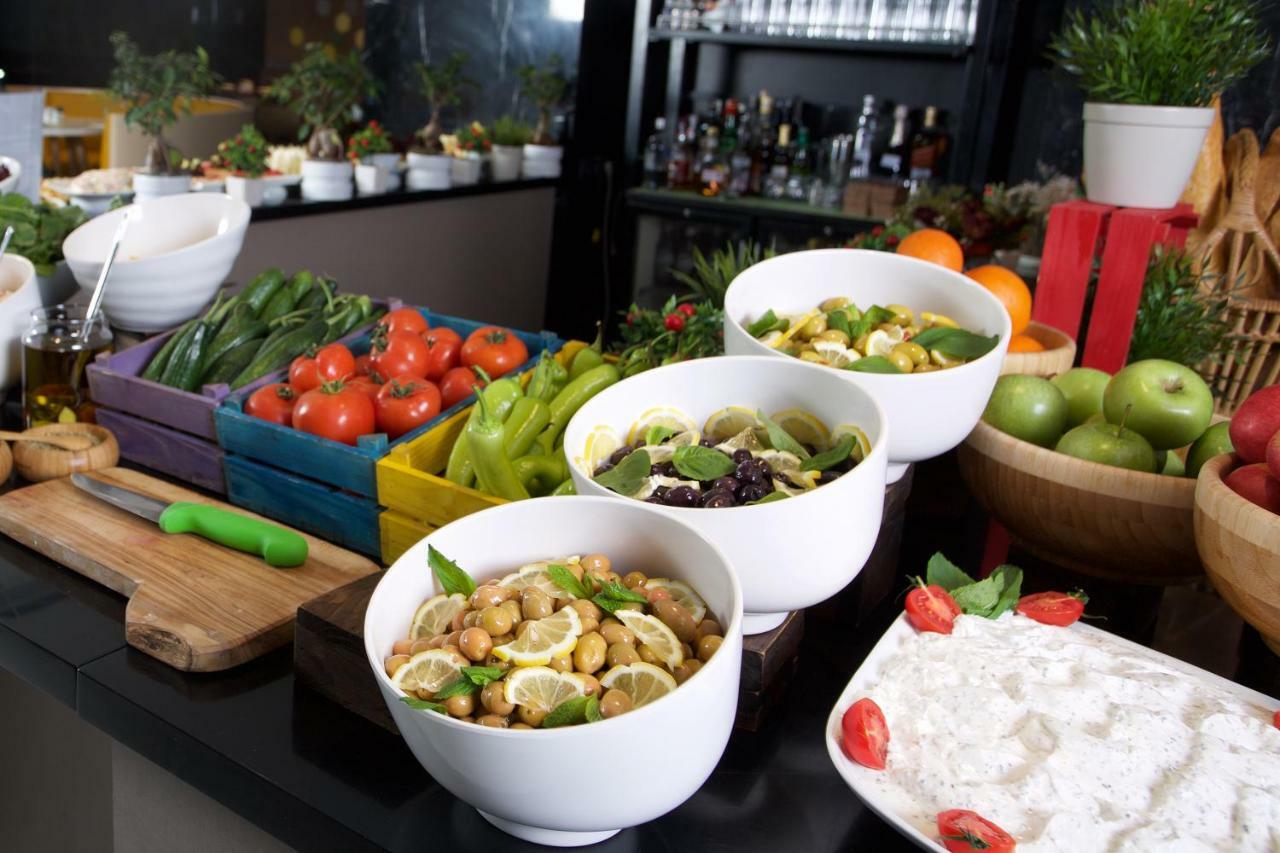Готель Ibis Styles Istanbul Bomonti Екстер'єр фото