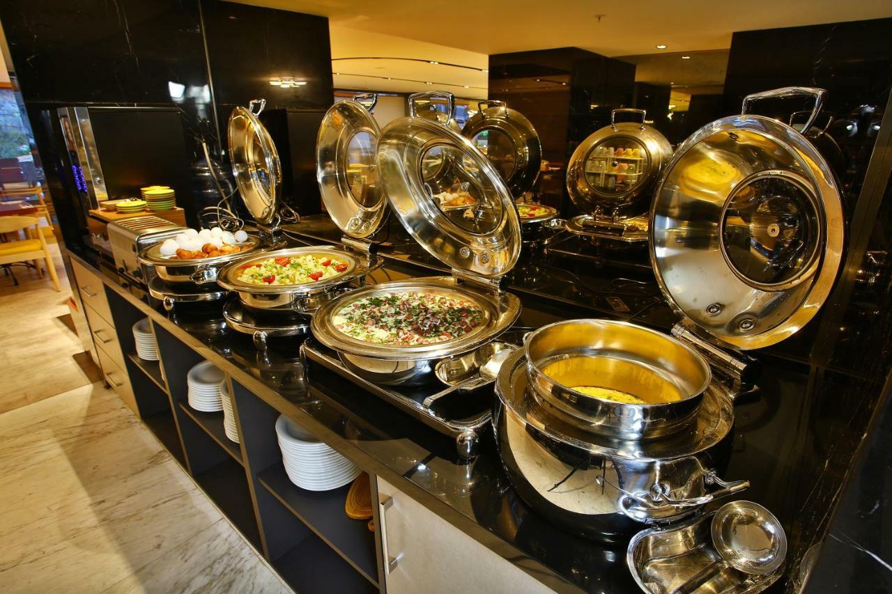 Готель Ibis Styles Istanbul Bomonti Екстер'єр фото