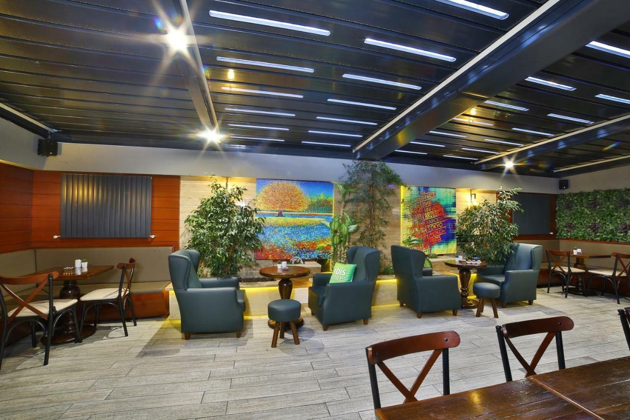 Готель Ibis Styles Istanbul Bomonti Екстер'єр фото
