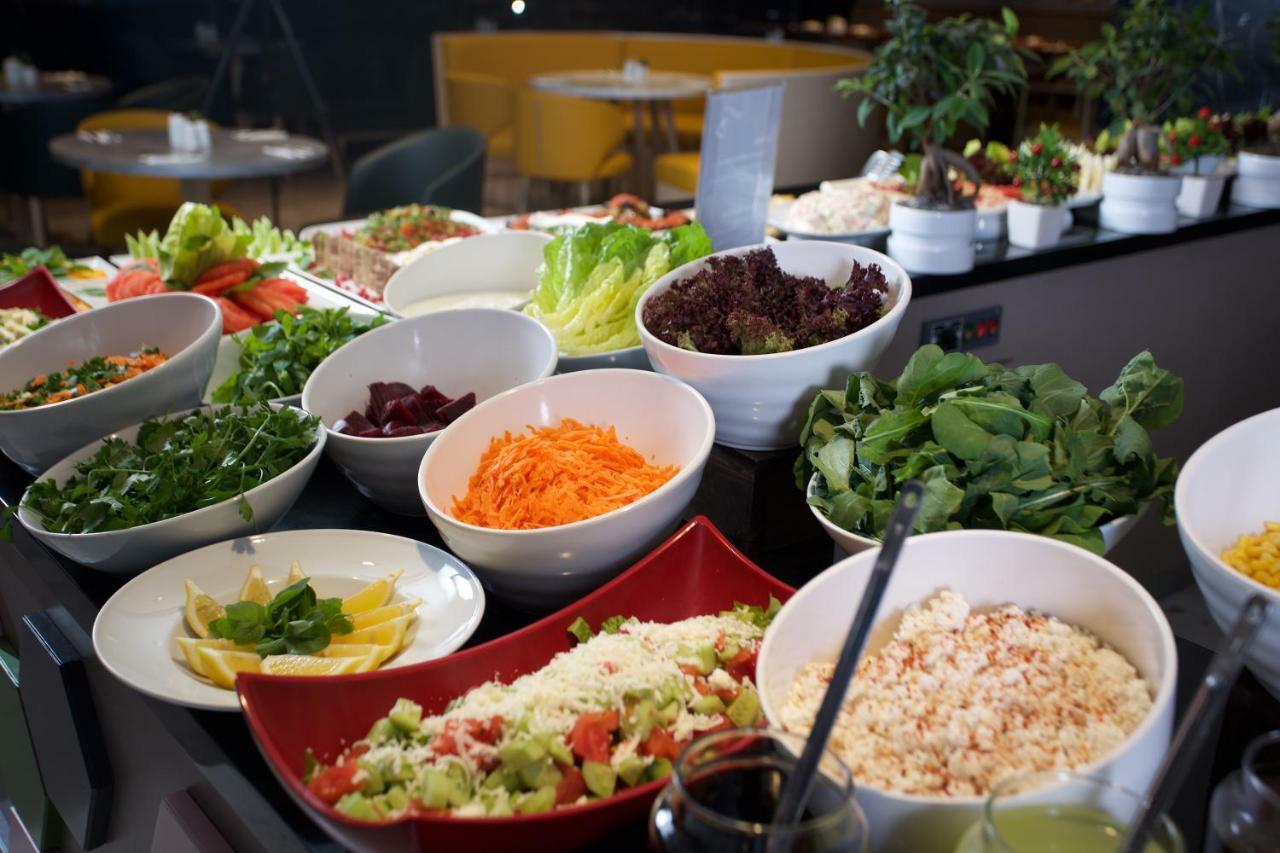 Готель Ibis Styles Istanbul Bomonti Екстер'єр фото