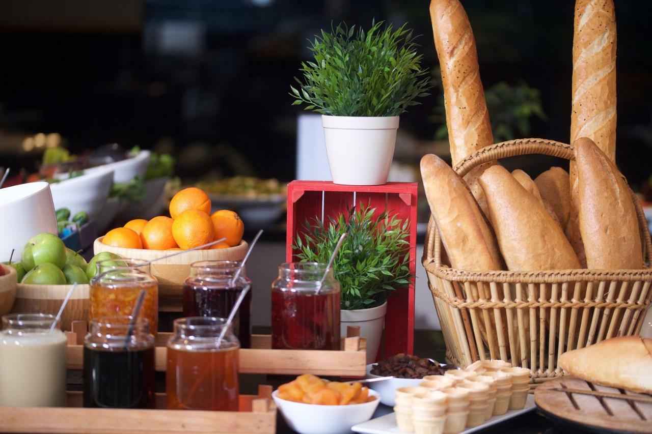 Готель Ibis Styles Istanbul Bomonti Екстер'єр фото